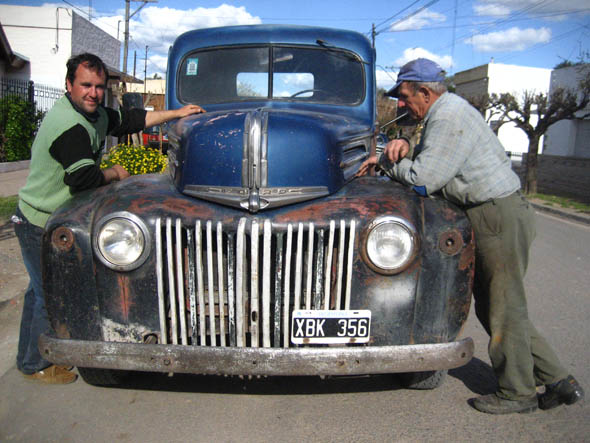 ford-1947-pick-up590