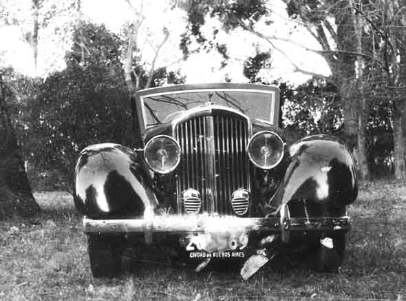 Bentley post vintage