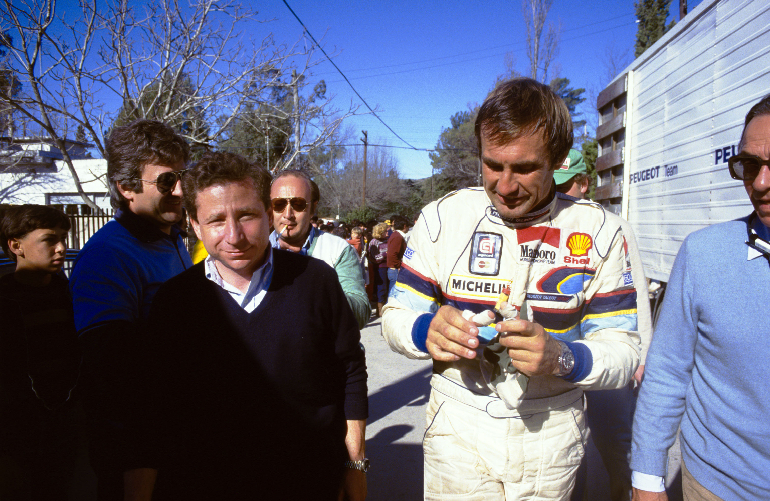 046 - WRC 1985. Argentine. Carlos Reutemann et Jean Todt. Ambiance