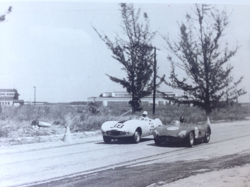 1Menditeguy-segundos-antes-del-vuelco-en-Sebring-1956