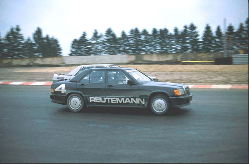 1984-05-12-Mercedes-Cup-Nurburgring-04-Mercedes-190E-Carlos-Reutemann-(1)