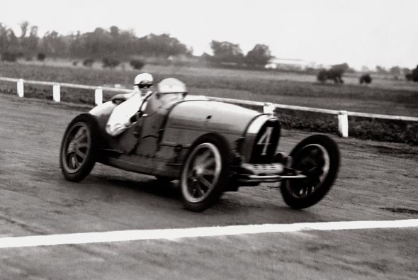 ¡esta es la Bugatti de Coppolí!