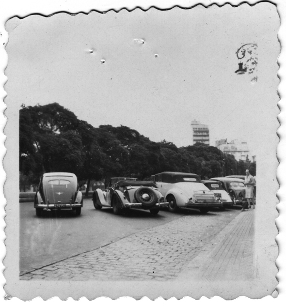 Barrio Parque, desde el día en que se junto este parque de autos