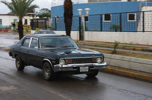 Taxi Chevy Nova