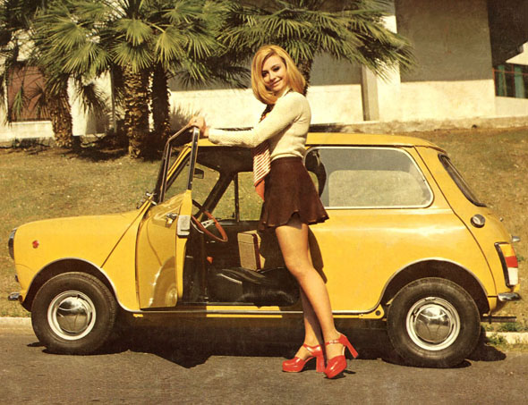 RAFAELLA CARRA-MINI-1972