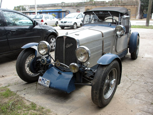 Simca frente