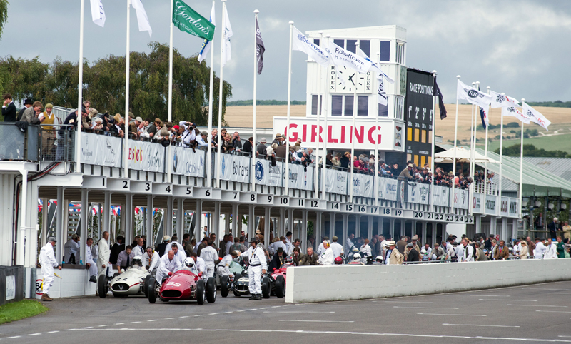 Maserati en pits copy