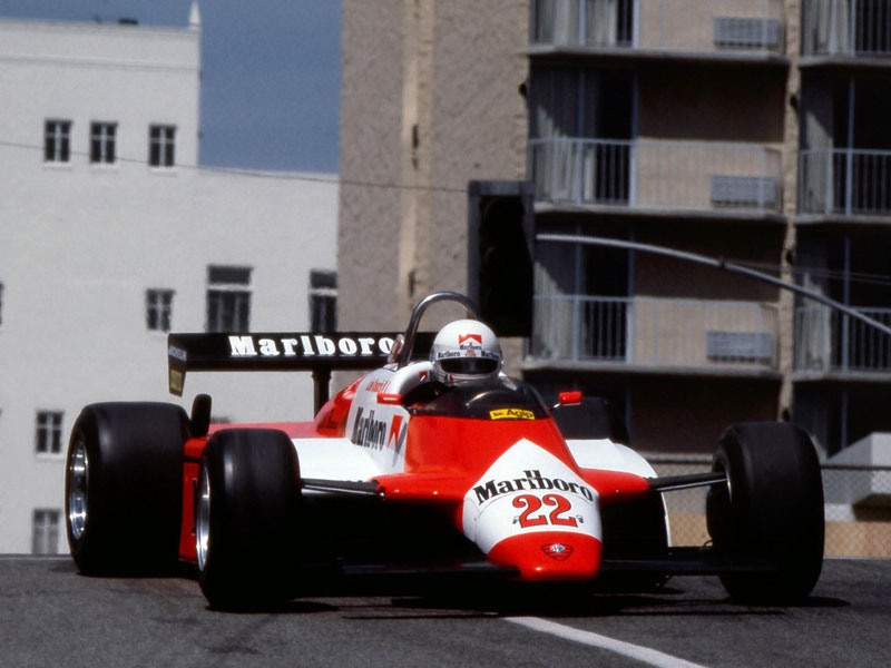 andrea_de_cesaris__united_states_1982__by_f1_history-d6ikahe